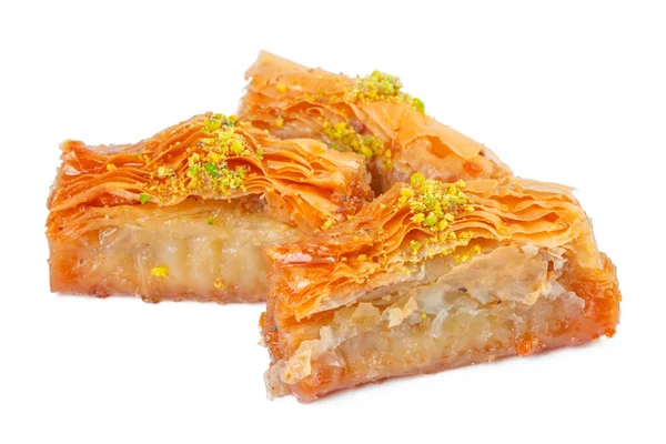 土耳其Ramadan Dessert Baklava在白色上被隔离 — 图库照片