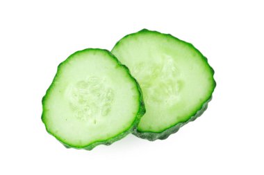 Beyaz arka planda soyutlanmış salatalık. Yaratıcı Fotoğraf.