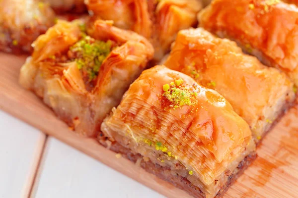 Dessert turc Baklava. de près. photo créative . — Photo