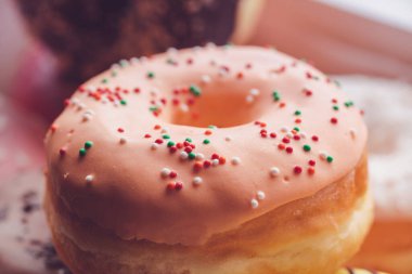 Renkli donutlar arka plan resmi. Makro çekim