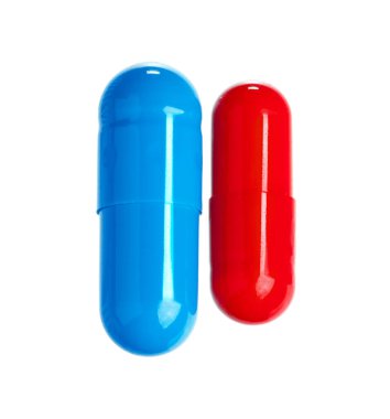 Beyaza izole edilmiş renkli haplar. yaratıcı fotoğraf.