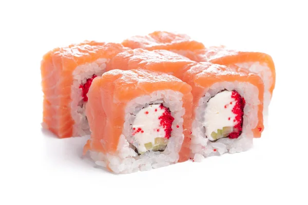 Tradizionale fresco giapponese sushi roll isolato su sfondo bianco — Foto Stock