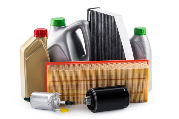 Filtros de carro e óleo do motor podem ser isolados em branco — Fotografia de Stock