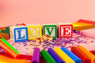 Lgbt konsepti, metin aşkı, Lgbt bayrağı yaratıcı fotoğraf.