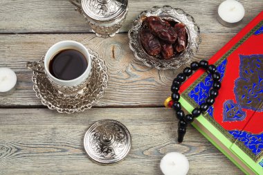 Ramazan Kareem tatili arka planının hava görüntüsü. Düz konum