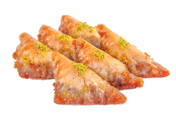 Турецкий Рамадан Десерт Баклава изолирован на белом — стоковое фото