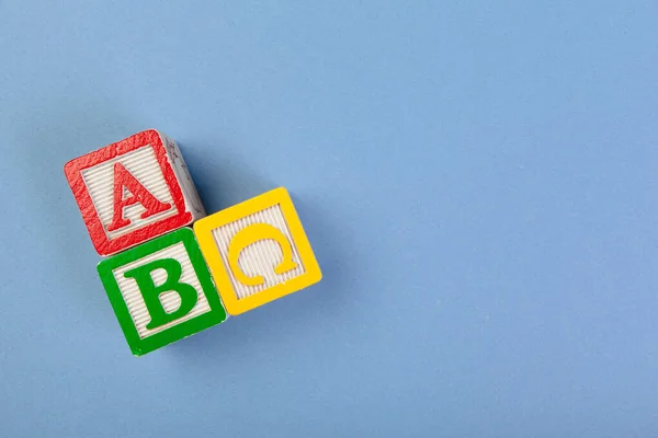 Alfabet blokkeert ABC close-up, onderwijsconcept — Stockfoto