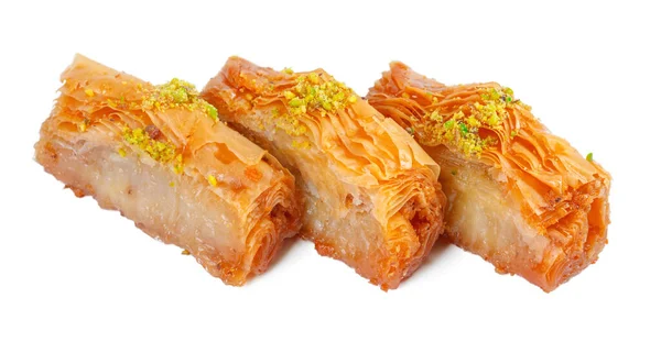 Turecký ramadánský dezert Baklava izolovaný na bílém — Stock fotografie