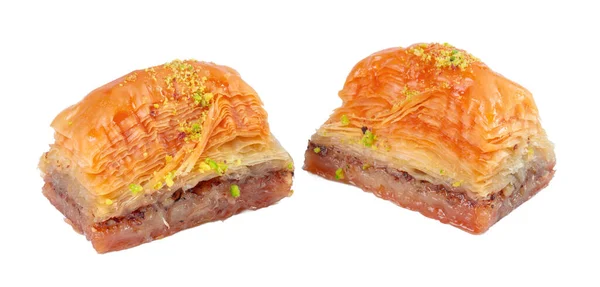 Turecký ramadánský dezert Baklava izolovaný na bílém — Stock fotografie