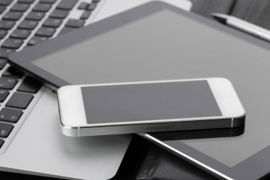 Bilgisayarı dijital tablet ve akıllı telefonla aç