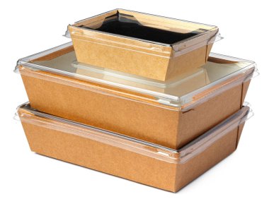 Beyaz arka planda şeffaf kapaklı yiyecek kutusu