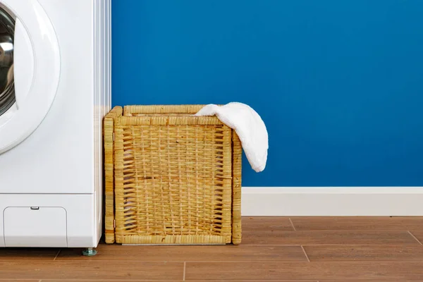 Pile of clothes in laundry basket indoors. — Stock Photo, Image