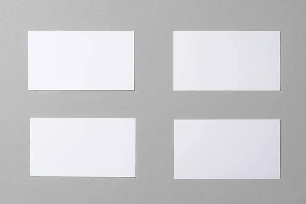 Bisnis mock up kartu dengan salinan ruang di abu-abu — Stok Foto