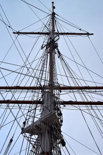 古い木製帆船ポール — ストック写真