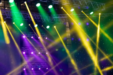 Konser ışık gösterisi, sahne ışıkları, renkli sahne ışıkları, ışık s