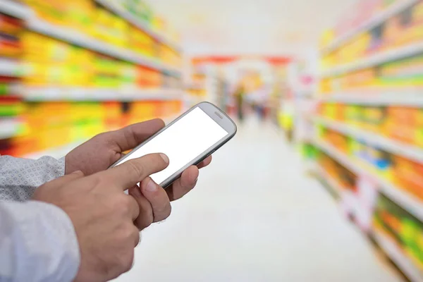 Compras con pantalla táctil en el teléfono móvil. Pedido por Internet compra telecomunicación pago . —  Fotos de Stock