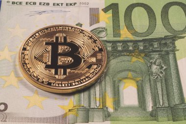 Altın bitcoin Euro arka plan. Bitcoin cryptocurrency.