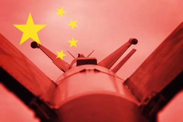 Оружие массового поражения. Китайская ракета МБР. Бэкграун войны — стоковое фото