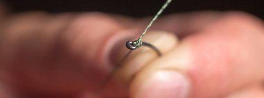 Adam el balıkçılık kanca bağlama. Teçhizat bağla. Kd teçhizat kravat 