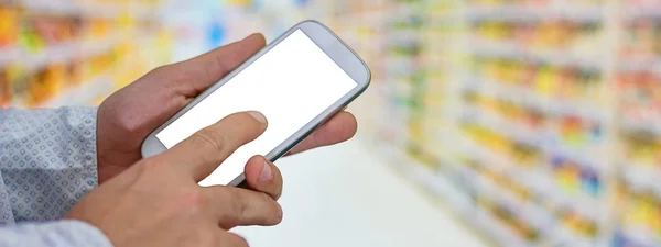 Touchscreen-Shopping auf dem Handy. Internet Bestellung Kauf t — Stockfoto