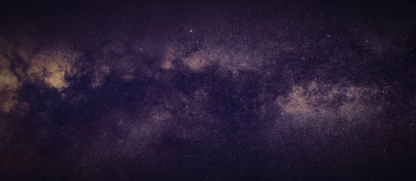 Droga Mleczna galaktyki tło zbliżenie z mlecznej drodze. Długa ekspozycja fotografii. — Zdjęcie stockowe
