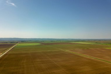 Tarım alanları bahar süre boyunca havadan görünümü.