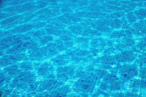 Underwater Swimming Pool Blue Tile, Water Ripples of Swimming Po — Stock Photo, Image