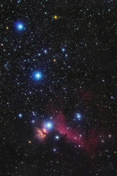 冬季天空中的猩猩腰带，星星阿尔尼塔克，阿尔尼拉姆，明塔卡, — 图库照片