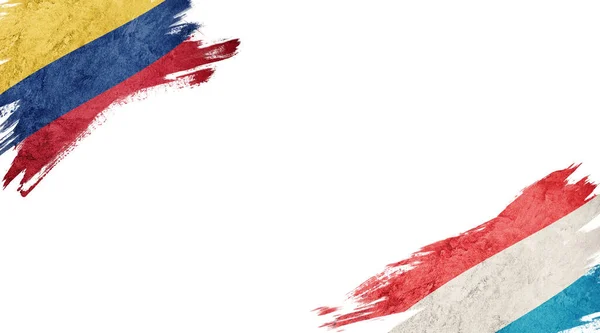Vlaggen van Colombia en Luxemburg op witte achtergrond — Stockfoto