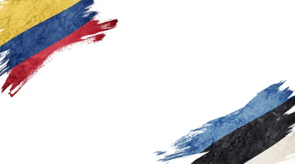 白色背景的哥伦比亚和爱沙尼亚国旗 — 图库照片