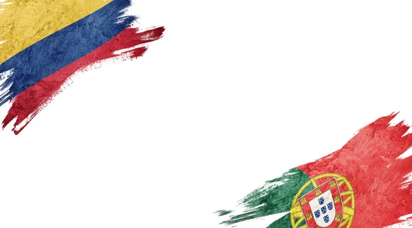Flaggen von Kolumbien und Portugal auf weißem Hintergrund — Stockfoto