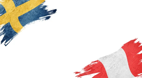 Banderas de Suecia y Perú sobre fondo blanco —  Fotos de Stock