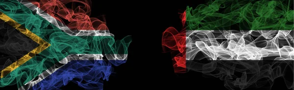 Bandiere del Sud Africa ed Emirati Arabi Uniti su sfondo nero, Sud Africa — Foto Stock