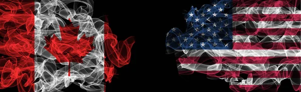 Bandiere del Canada e degli Stati Uniti su sfondo nero, Canada vs USA Smoke — Foto Stock