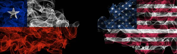 Zászló Chile és az USA fekete alapon, Chile vs Usa Smoke F — Stock Fotó