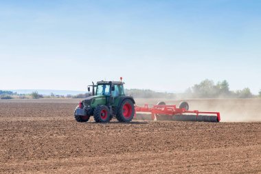 Traktör hazırlık alanı, tarım traktörü