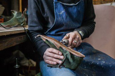 Ayakkabı yapımı. Ayrıntılı görünüm