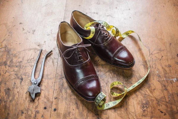 Ayakkabı yapımı. Ayrıntılı görünüm