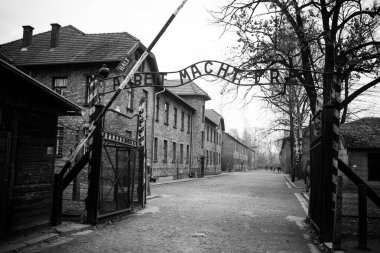 Auschwitz, Polonya - 25 Kasım 2019. Auschwitz toplama kampının bir parçası.