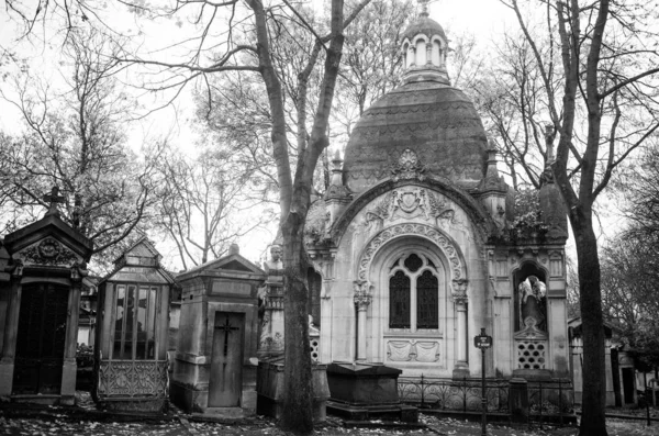 Paris França Novembro 2019 Sepulturas Criptas Cemitério Pere Lachaise — Fotografia de Stock