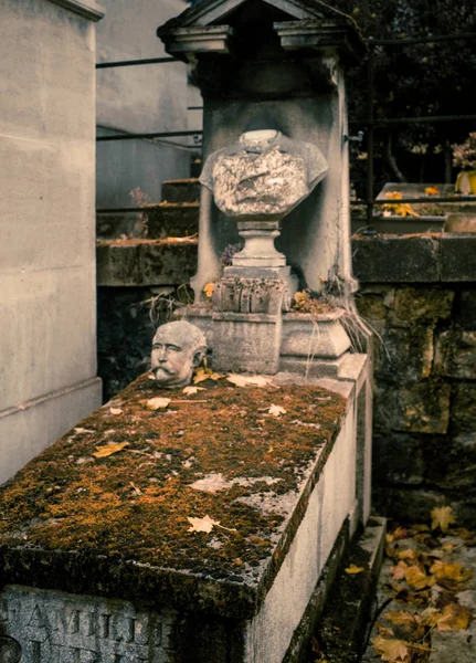 Paris France November 2019 Graves Crypts Pere Lachaise Cemetery — Stock Photo, Image