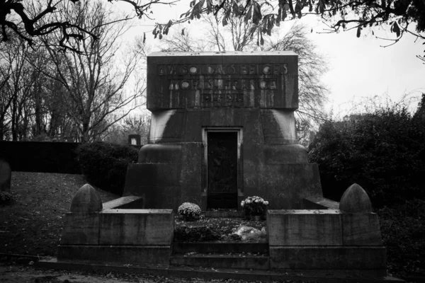 Paris France November 2019 Graves Crypts Pere Lachaise Cemetery — стокове фото