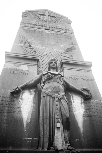 Paris Fransa Kasım 2019 Pere Lachaise Mezarlığında Mezarlar Mahzenler — Stok fotoğraf
