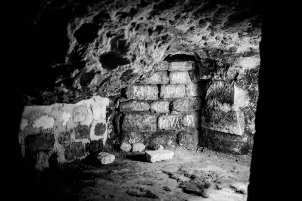 Черепа Кости Paris Catacombs France — стоковое фото