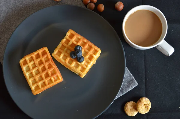 Viyana waffle ve kahve