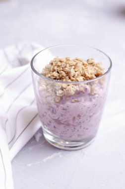 Yulaf ile organik granola tahıl, keten, badem ve Ayçiçeği tohumları