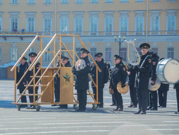 Russia, Saint-Petersburg, 28 April 2017 - musicians of a militar — Stock Photo, Image