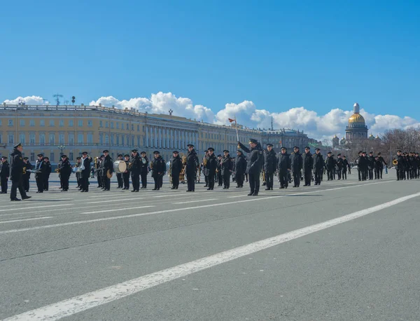 Ryssland, Sankt-Petersburg, 28 April 2017 - repetition av militä — Stockfoto