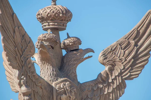 Russland, saint-petersburg, 12 juni 2017 - kaiseradler in der nähe der — Stockfoto