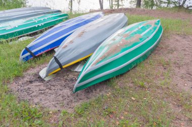 Konaklama süresince kayık devrilmiş.